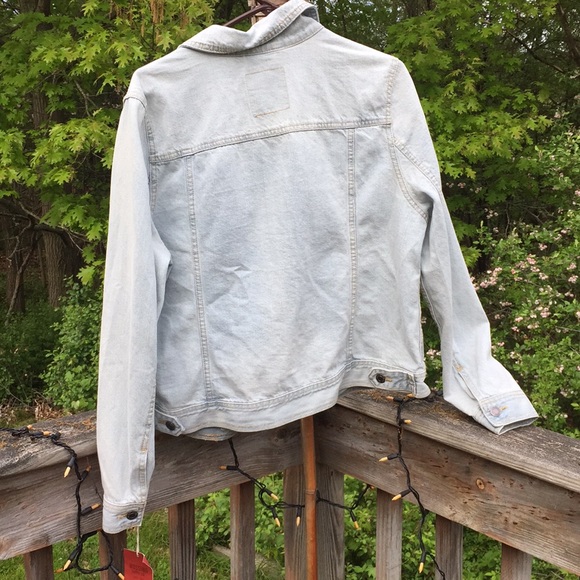 Jean jacket - Picture 2 of 4